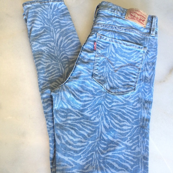 ❗️SOLD❗️Levi’s 720 Super Skinny High-rise Jeans - Picture 4 of 7